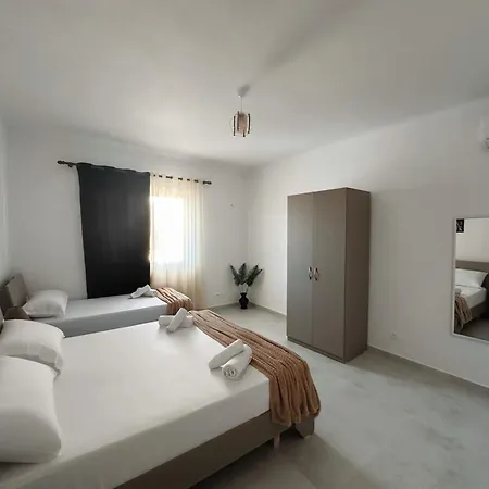 Apartment Js House 3