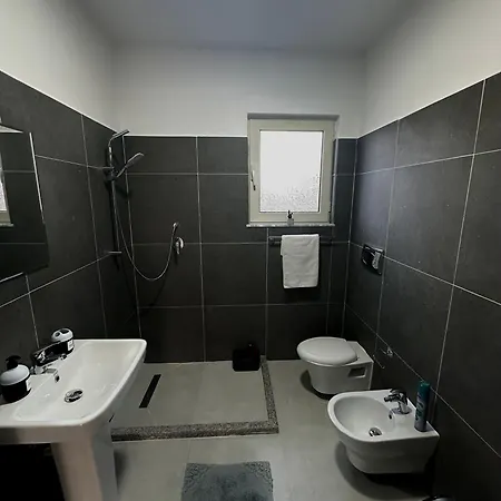 Apartment Js House 3